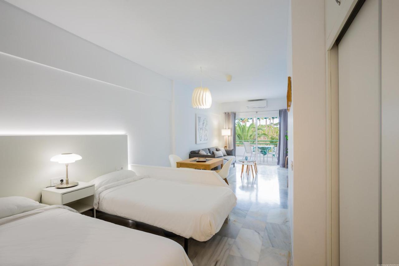 White Studio - La Caleta アデヘ エクステリア 写真