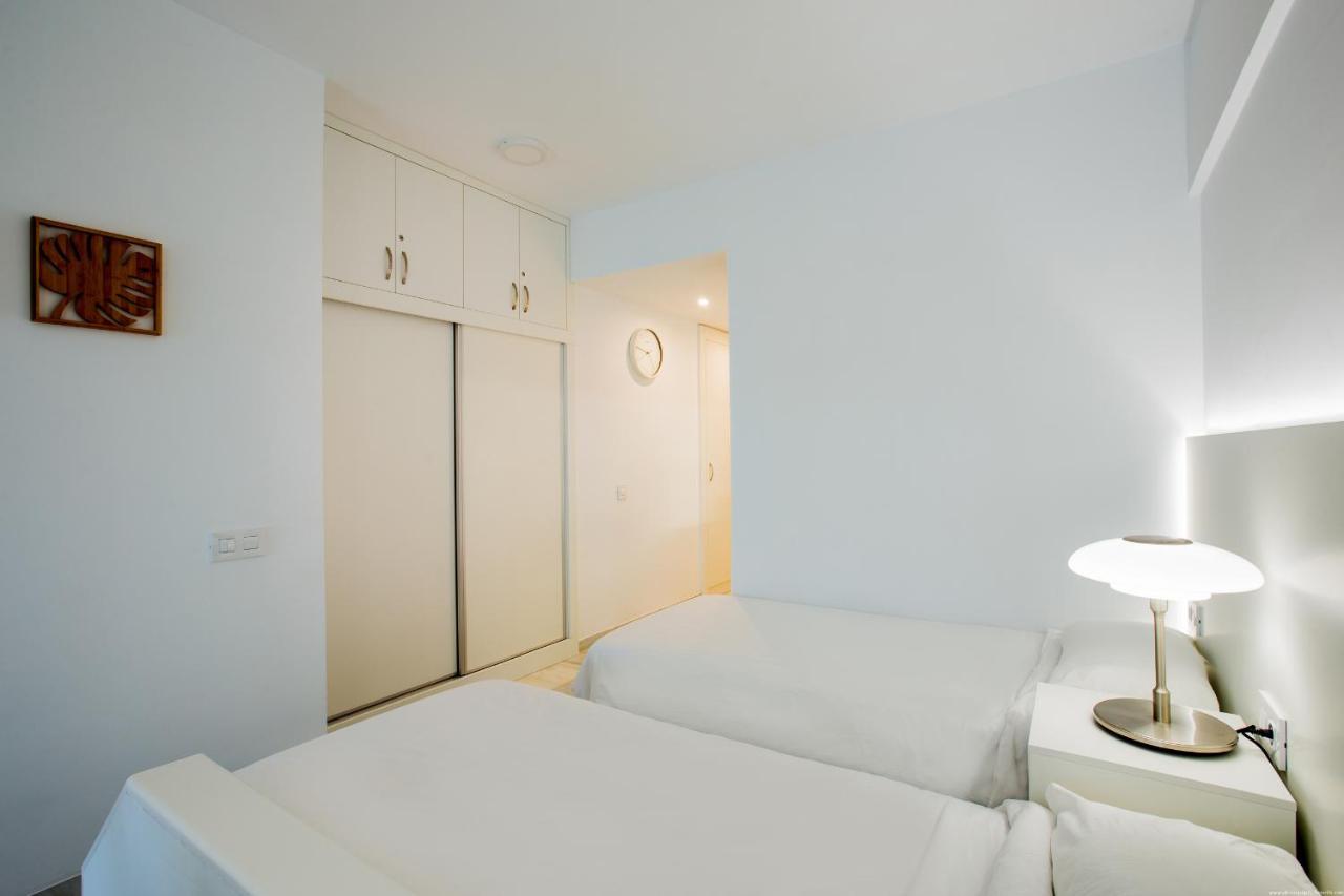 White Studio - La Caleta アデヘ エクステリア 写真